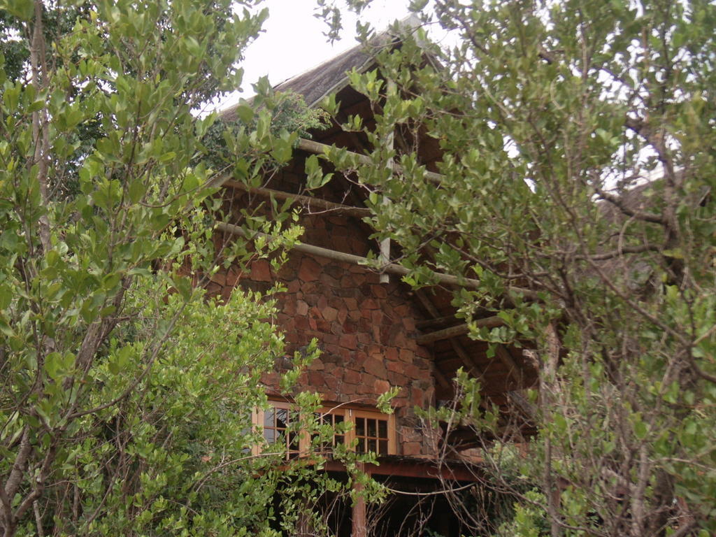 לינה וארוחת בוקר גאבורון Mokolodi House מראה חיצוני תמונה