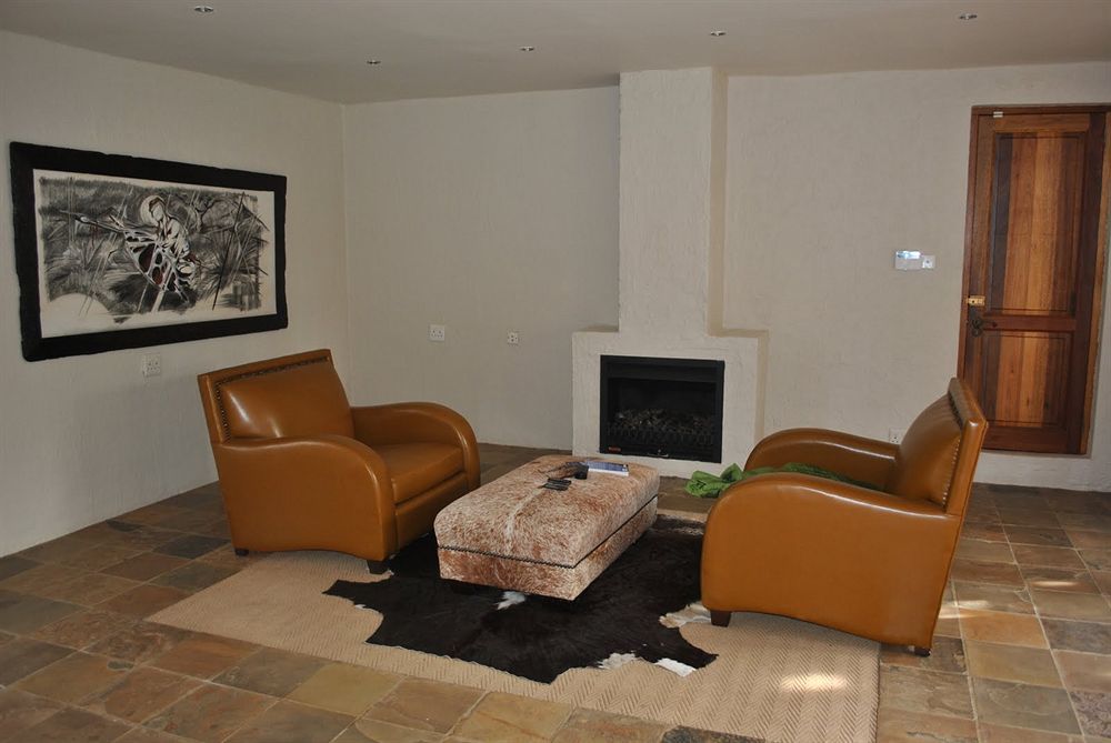 לינה וארוחת בוקר גאבורון Mokolodi House מראה חיצוני תמונה